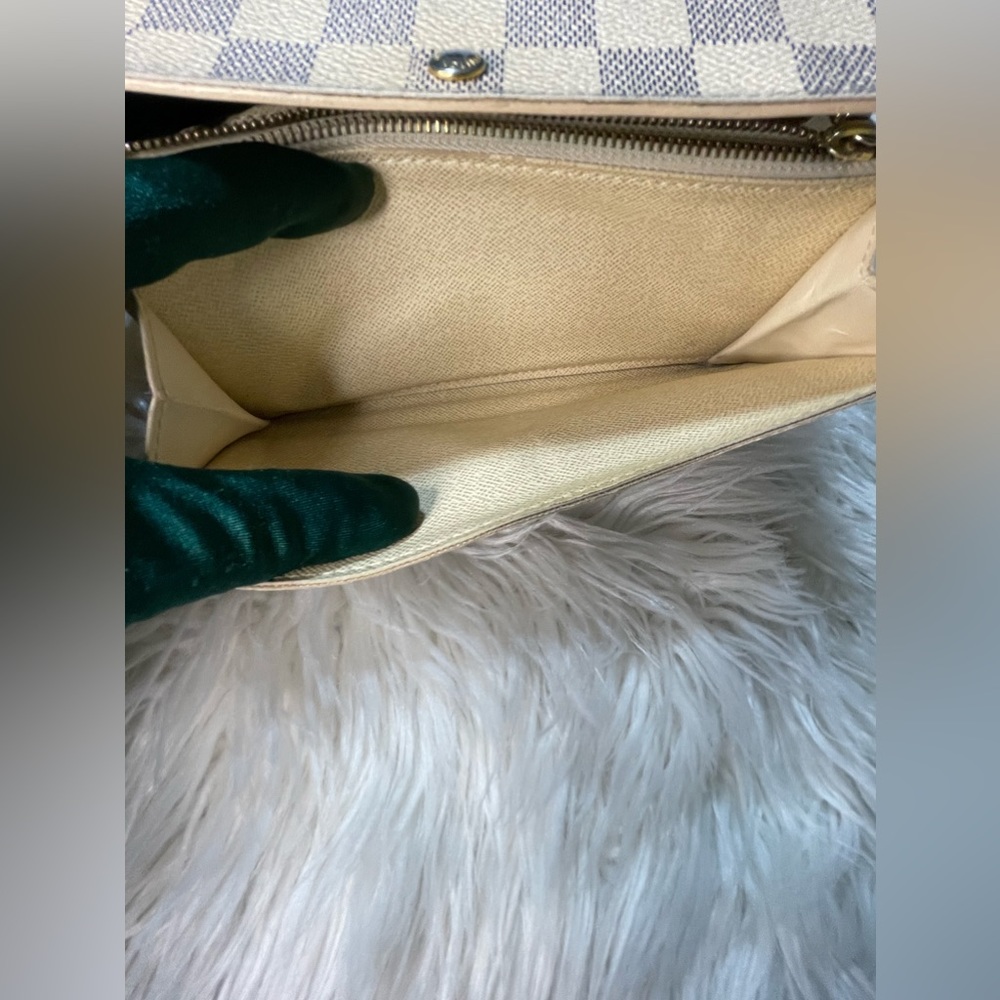 Authentic Damier Azur - Picture 9 of 12